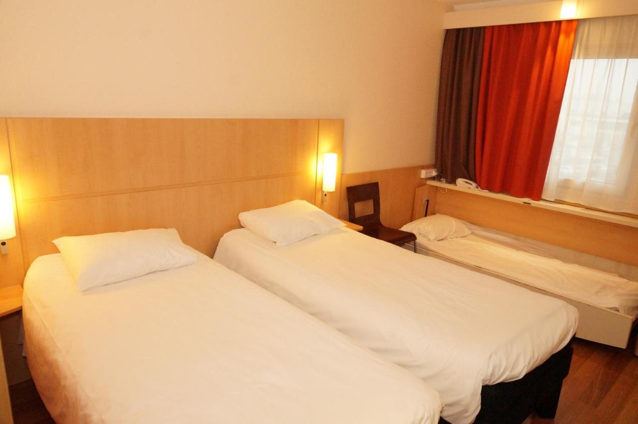 Hotel Ibis Warszawa Ostrobramska Extérieur photo