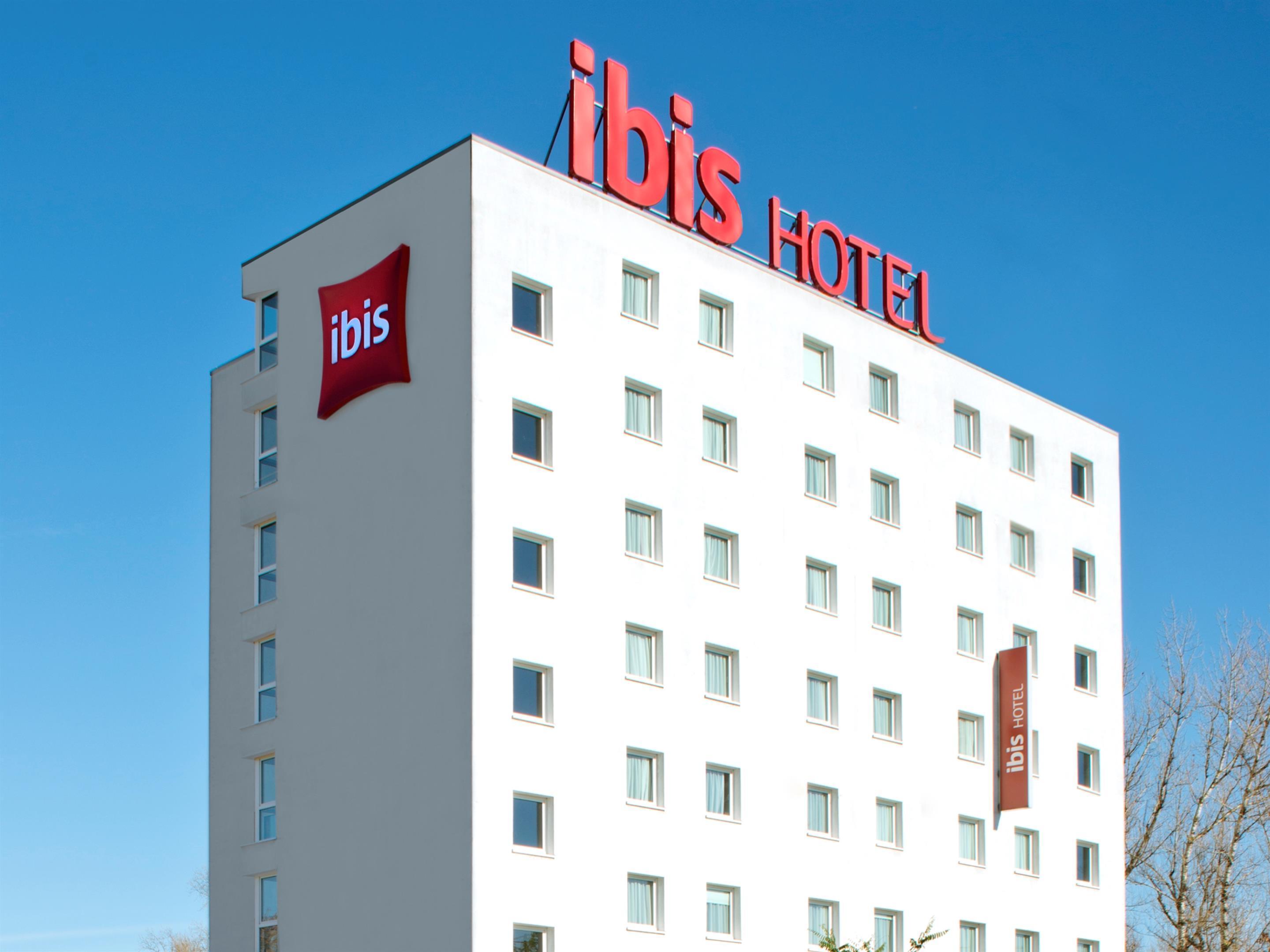 Hotel Ibis Warszawa Ostrobramska Extérieur photo
