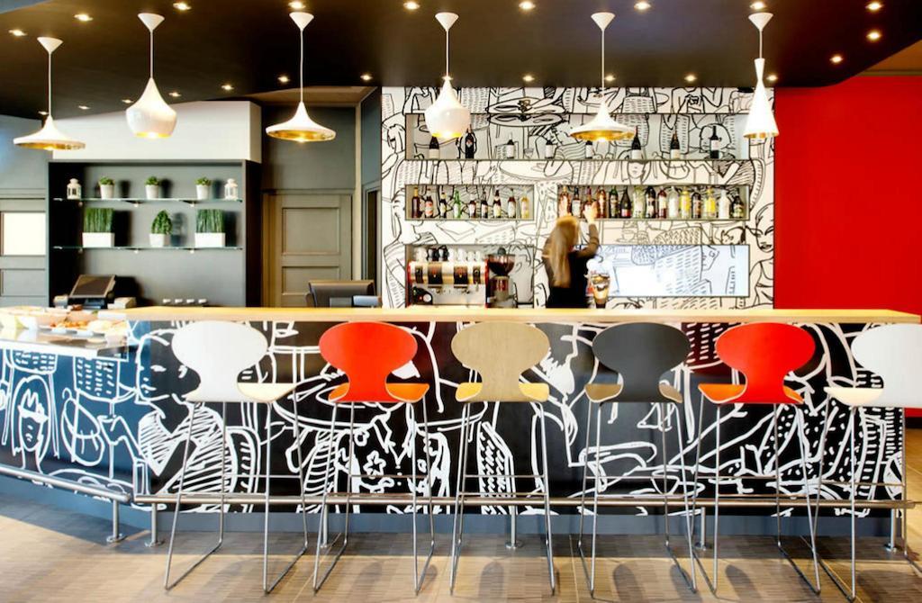 Hotel Ibis Warszawa Ostrobramska Extérieur photo